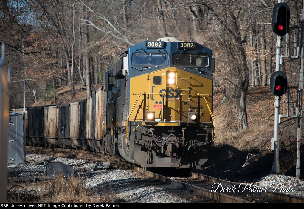 CSX 3082 Leading N786